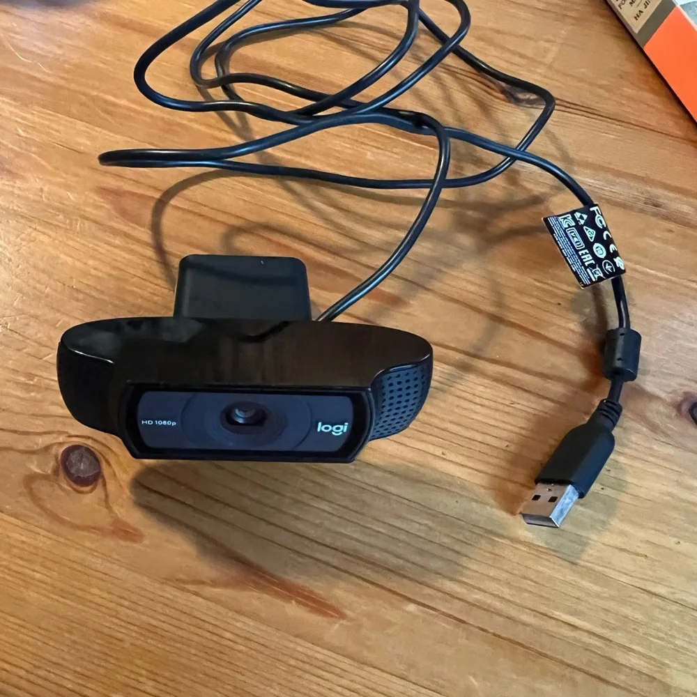 Logitech HD 1080p Webcam in Black